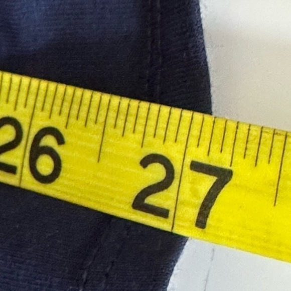 Neiman Marcus sz lg top in navy with a ribbon accent on the back - Picture 9 of 14